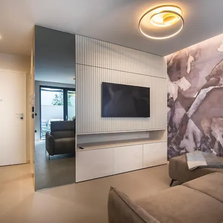Apartament Seasons Luxury Pula